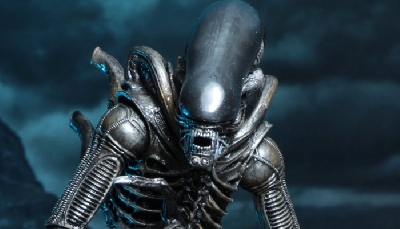 Aliens vs. Pinball: Alien vs. Predator Trailer 