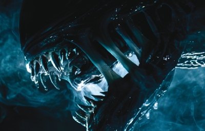 New Alien: Romulus Xenomorph image featured on cover of Cinema Teaser magazine!