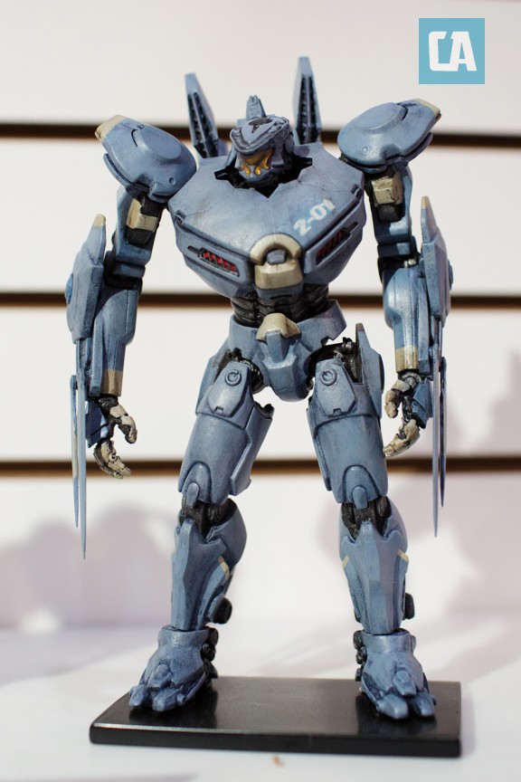 striker_eureka_pacificrim_toy.jpg