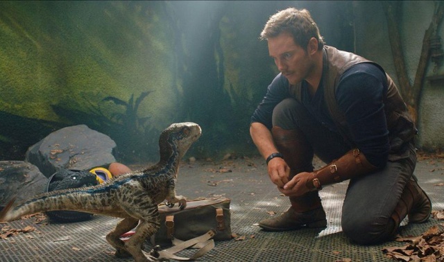 Jurassic Journals: Take a look behind the scenes of Jurassic World: Fallen Kingdom!