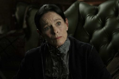 Geraldine Chaplin joins the cast of Jurassic World 2!