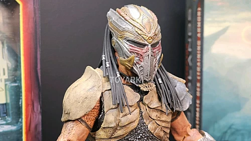 Kwei and Bone Bison Armor Dek Predator: Badlands figures by NECA unveiled!