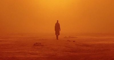 The official Blade Runner 2049 trailer is finally here!!