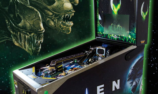 Aliens vs. Pinball: Alien vs. Predator Trailer