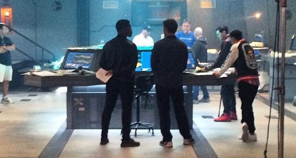 Scott Eastwood and John Boyega prepare for Kaiju in new Pacific Rim 2 set photo!