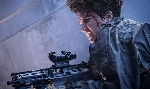 Daniels fights off Aliens in new Alien: Covenant movie still!