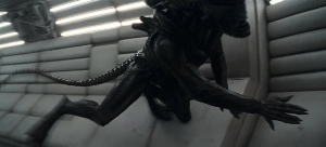 Alien: Earth Xenomorph chase