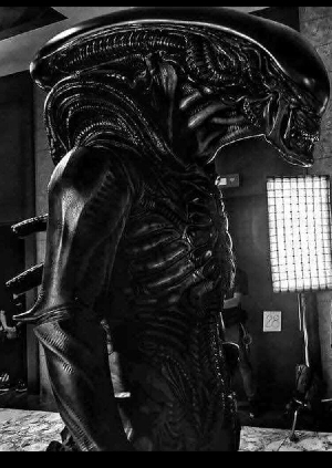 Alien: Earth Xenomorph suit