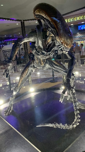 Alien: Romulus Xenomorph Display