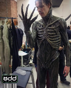 Alien Covenant Xenomorph suit (Rare Photo)