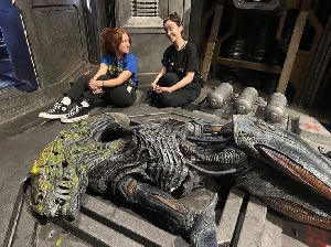 Dead Xenomorph suit effects