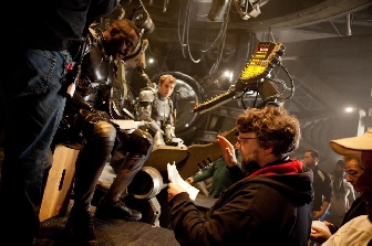 Idris Elba and Guillermo del Toro on Pacific Rim Movie Set