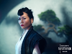 Sandra Yi Sencindiver as Yutani