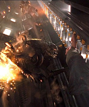 New image: Xenomorph Elevator Shaft Scene