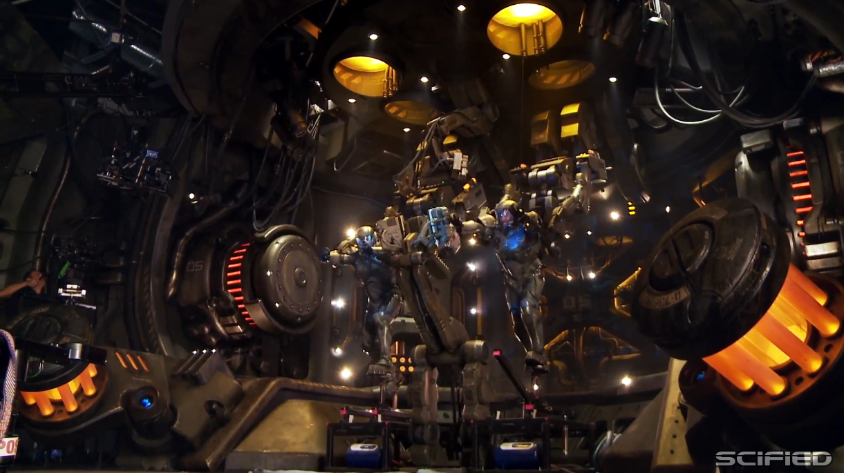 Pacific Rim: Oversized Robot Sets Featurette