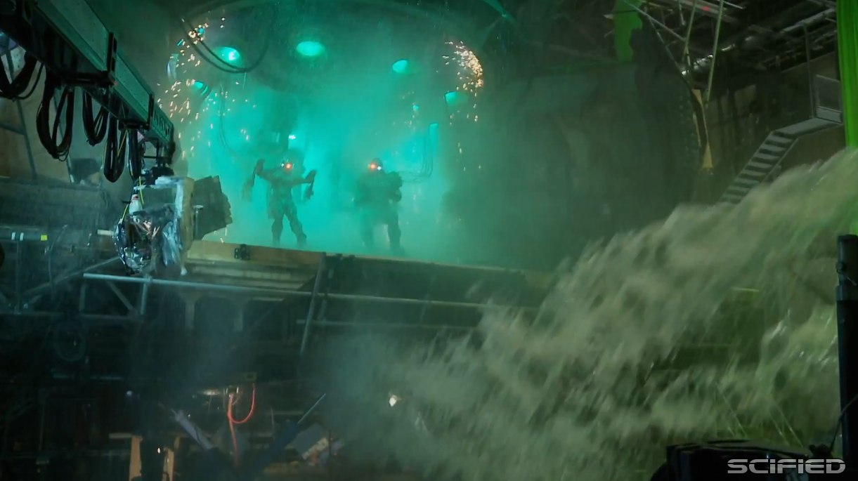 Pacific Rim: Oversized Robot Sets Featurette