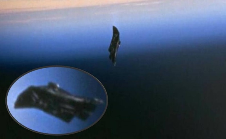 BLACK KNIGHT SATELLITE