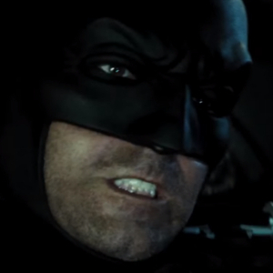 Batman v Superman: Dawn of Justice new international TV spot hits before Christmas!