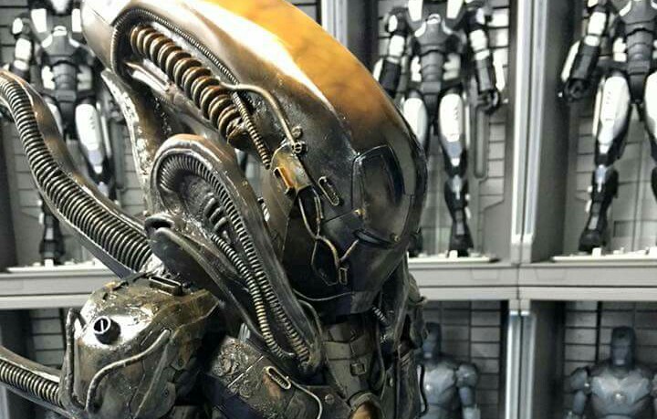 Iron Man meets Alien with this epic custom-made Hot Toys figure!