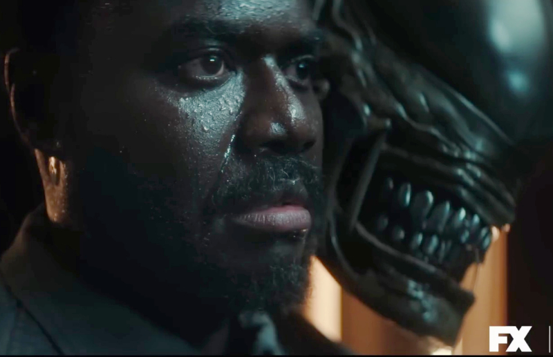 Weyland-Yutani employs Cybrogs? Since when. Should have kept their tech exclusively Synthetics