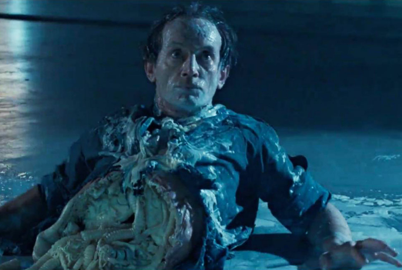 Is Weyland-Yutani run by a Robot? What the Xenomorph really is... My huge Alien Conspiracy theory!