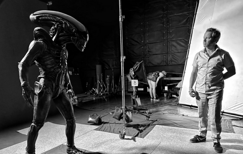 Noah Hawley and the Xenomorph on set of Alien: Earth
