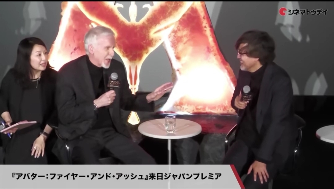 James Cameron speaking to Takashi Yamazaki