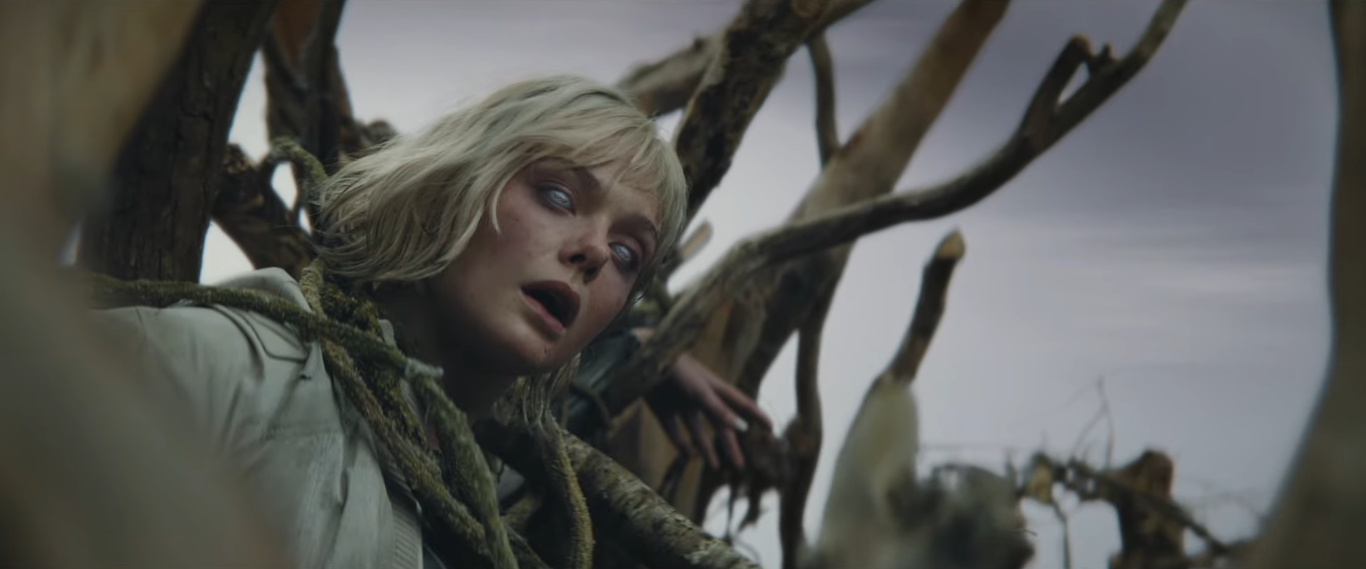 Thia character in Predator: Badlands